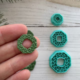Traditional Wreath with Imprint Cutter