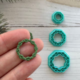 Slim Leaf Wreath Cutter