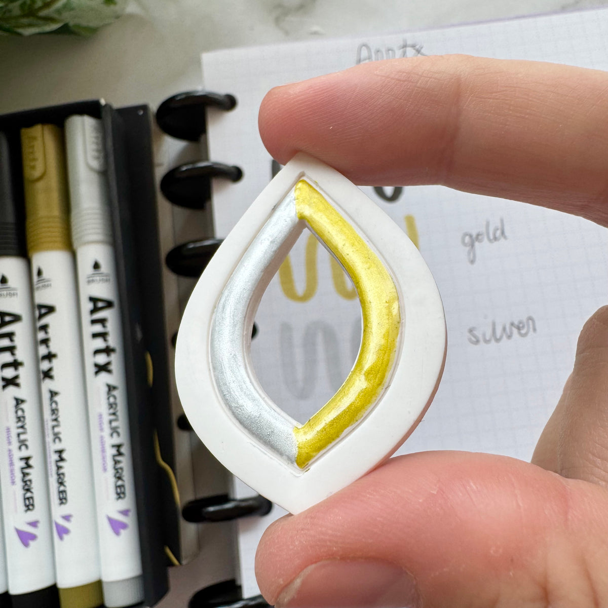 Arrtx Acrylic Paint Pens - White, Black, Gold + Silver Paint Markers (10 pack)