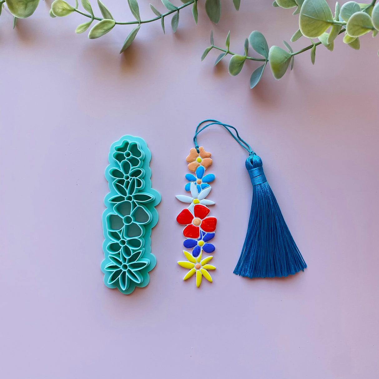 Flower Power Bookmark Cutter