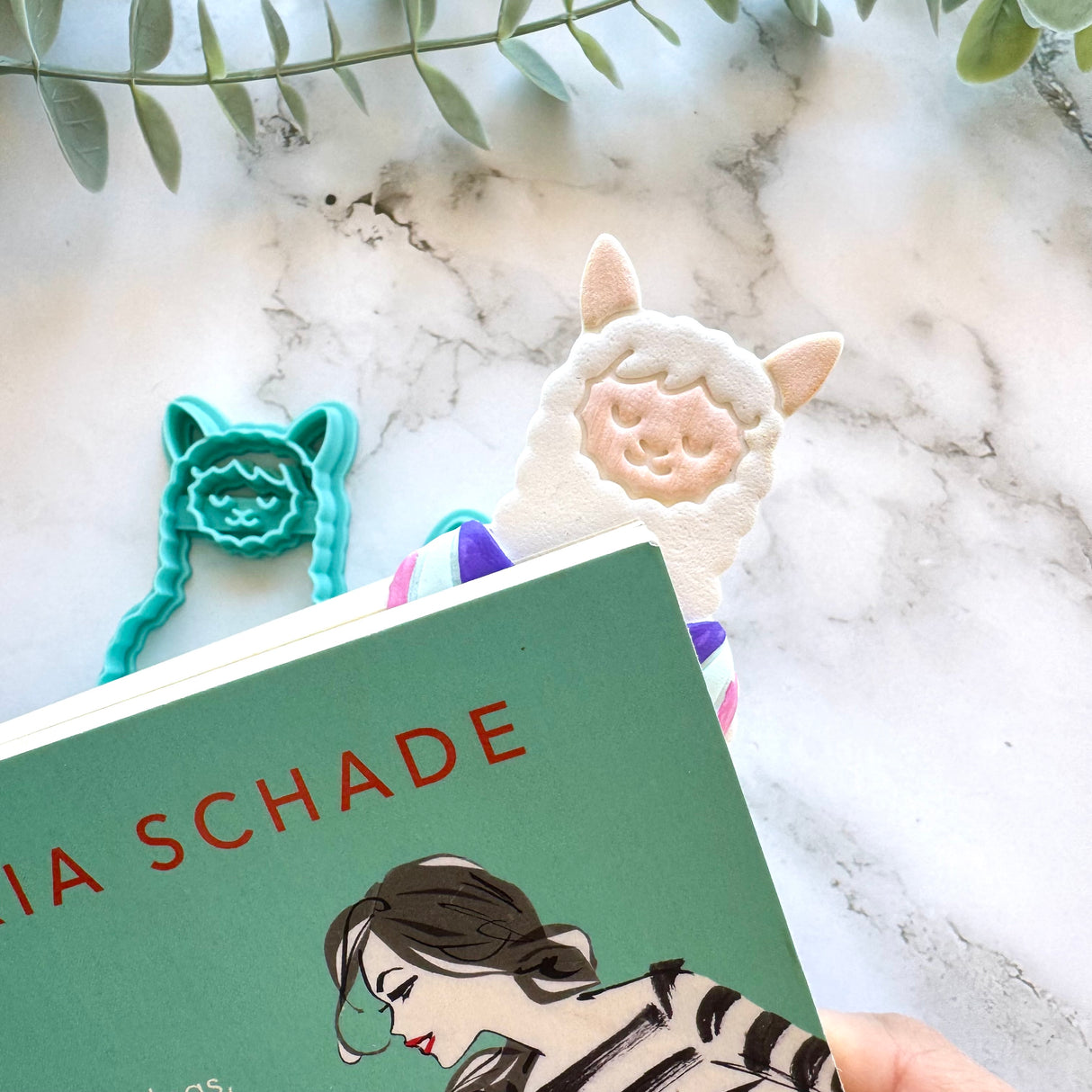 Llama Book Snuggle - Bookmark Cutter Set