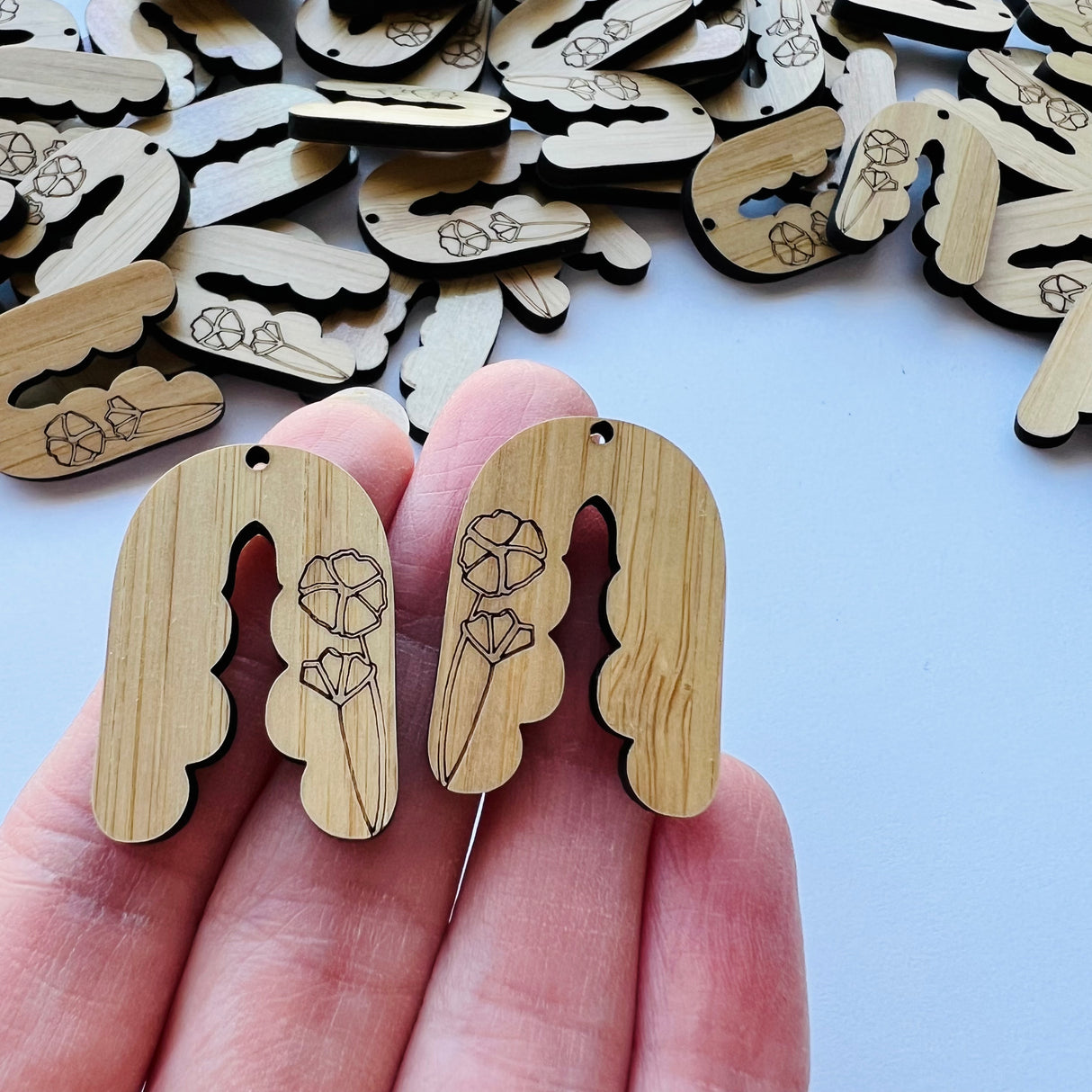 Poppy Arch Mirrored Wooden Earring Component - 10 pack