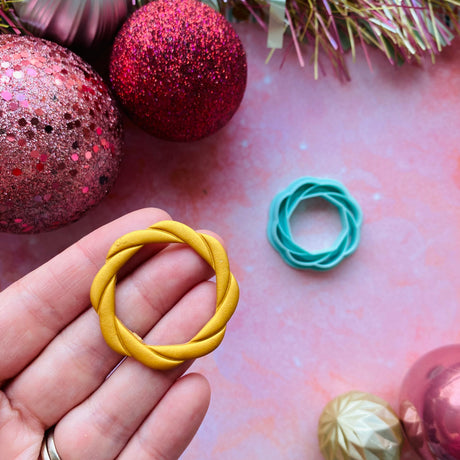 Woven Wreath Cutter