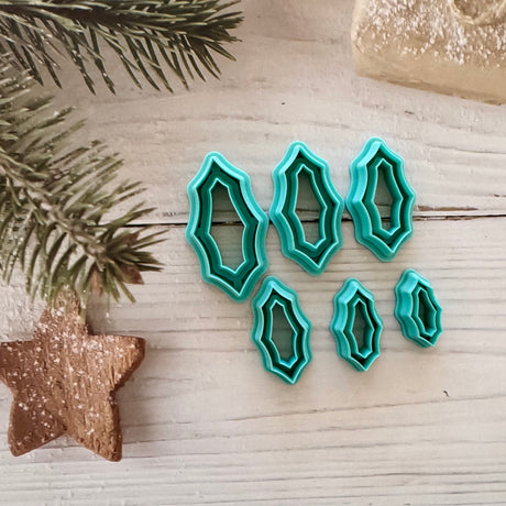 Holly Leaf Hoopla Cutter