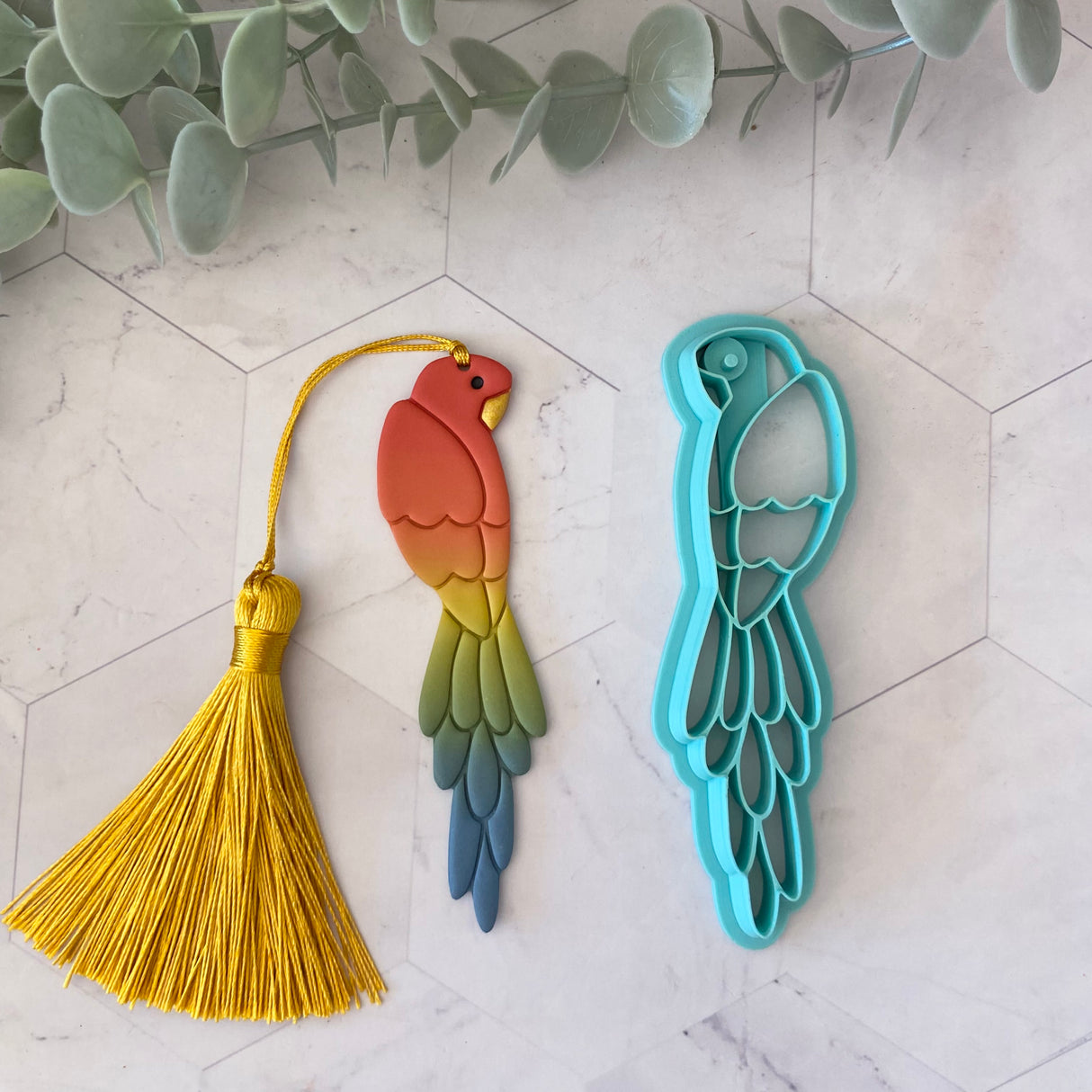 Rainbow Parrot Bookmark Cutter