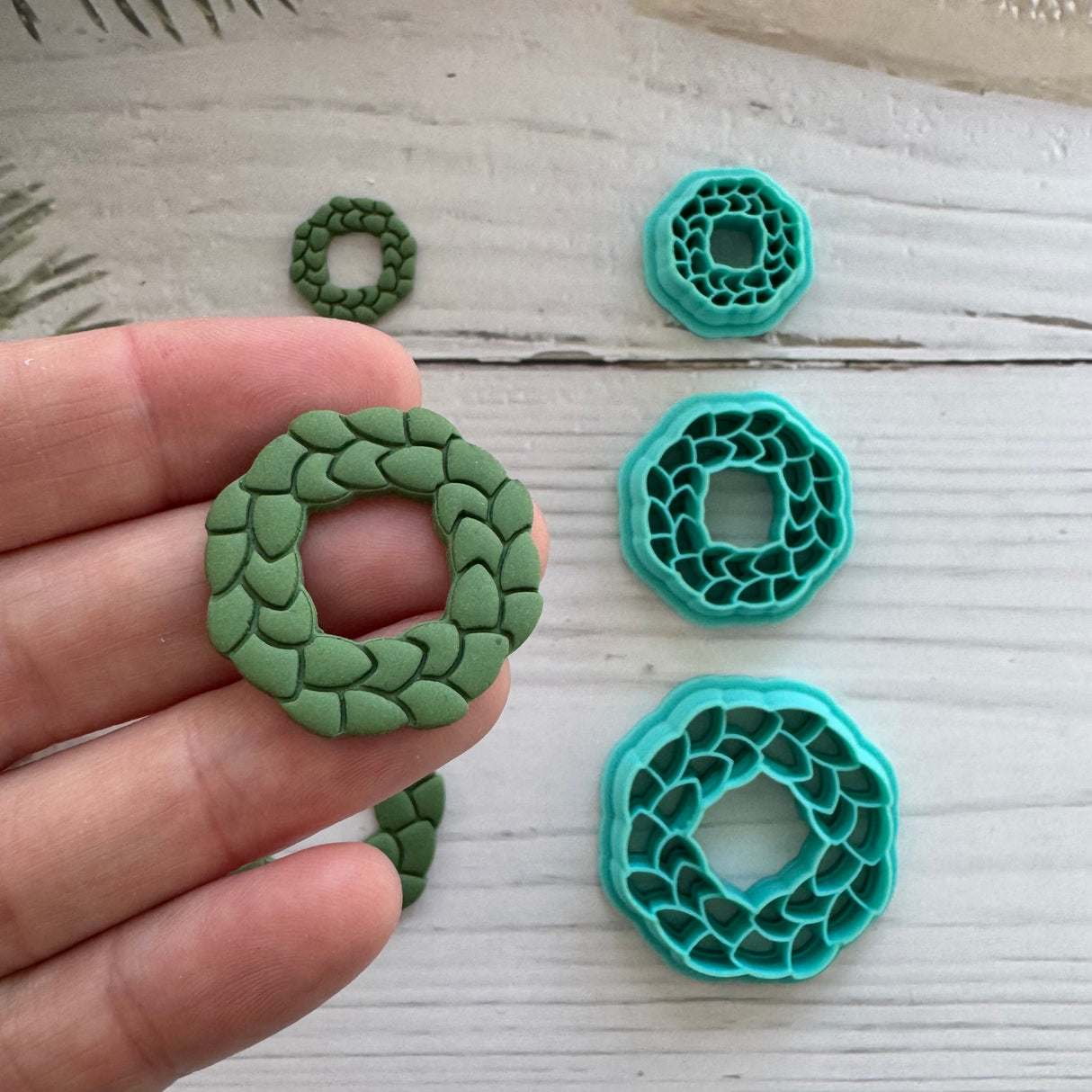 Traditional Wreath Cutter