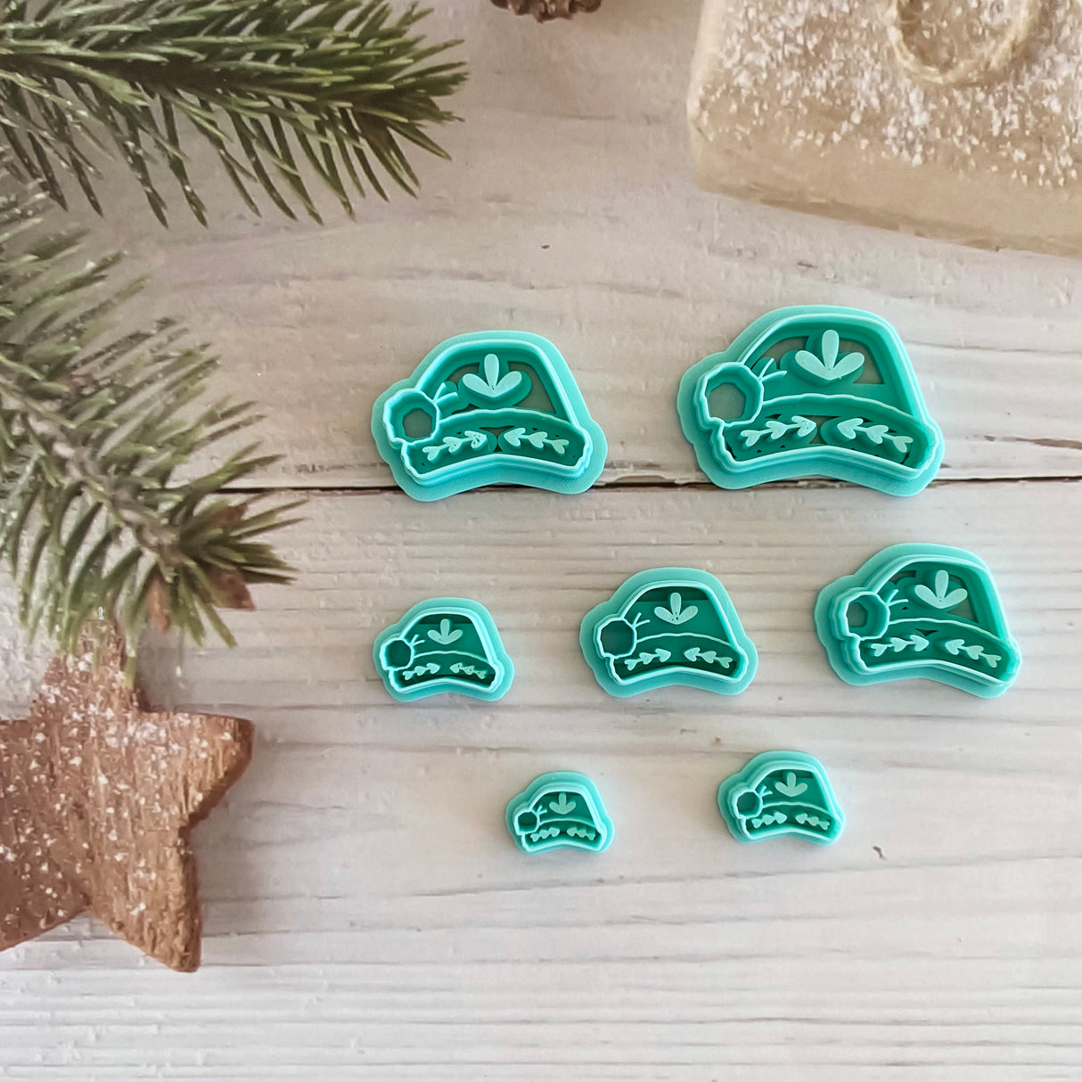 Folk Santa Hat Cutter