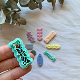 Leaf Garland Huggie Cutter