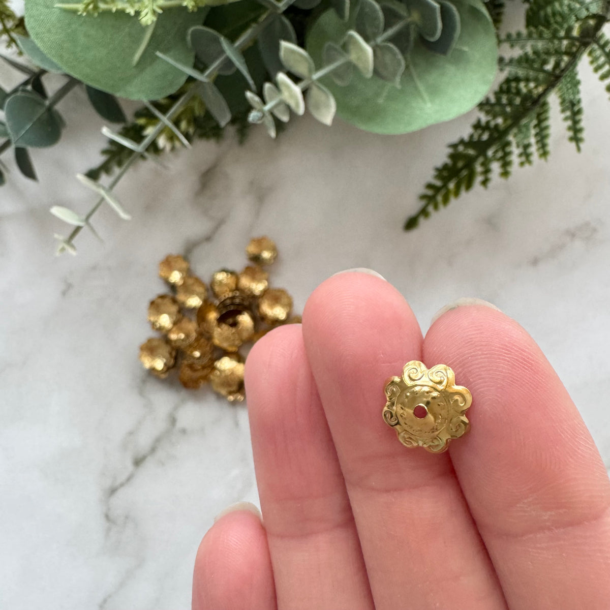 Ornate Bead Cap 11mm - Gold Plated Stainless Steel - 50 pack
