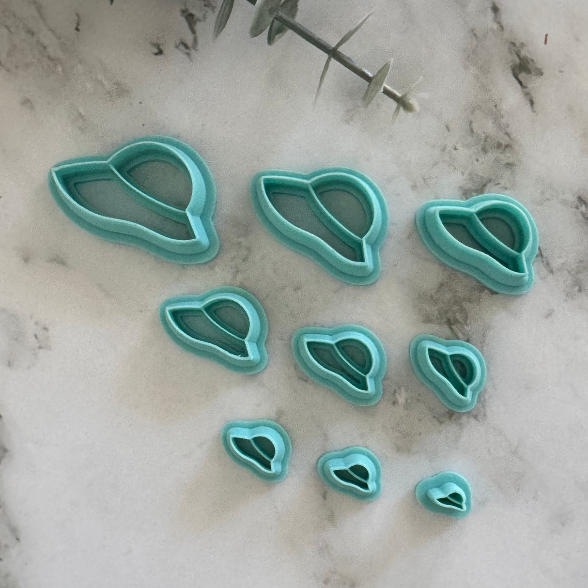 Bonnet Accessory Cutter