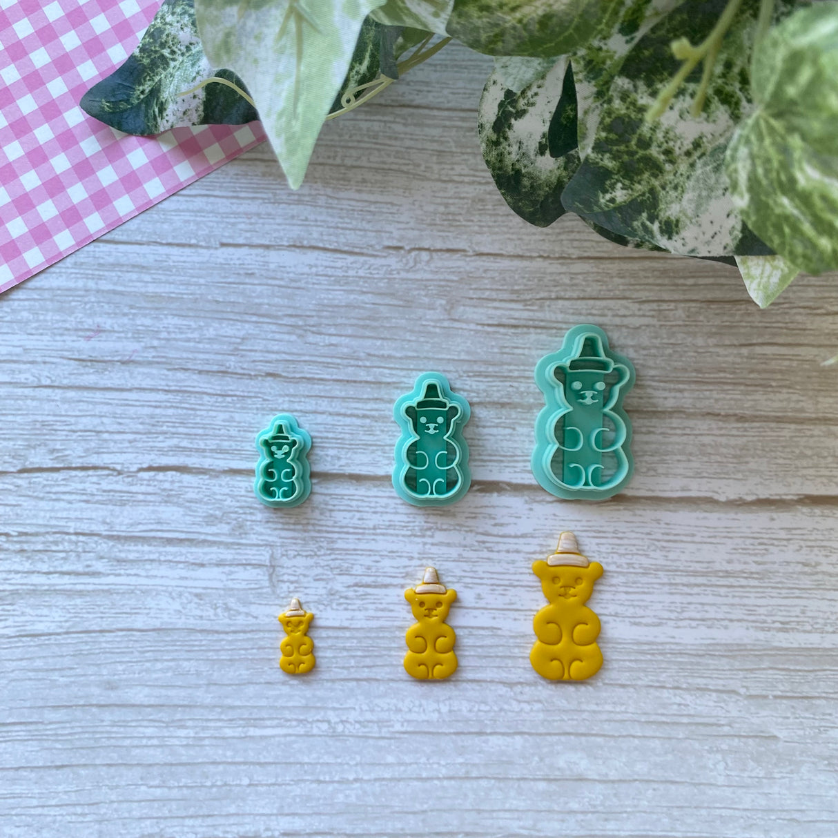 Honey Bear Cutter