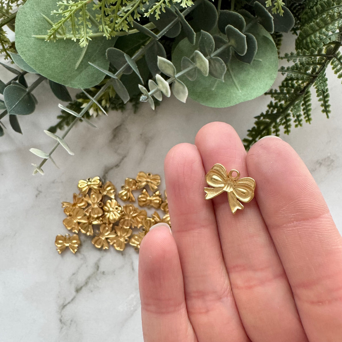 Double Bow Charms - Gold Plated Stainless Steel - 10 pack