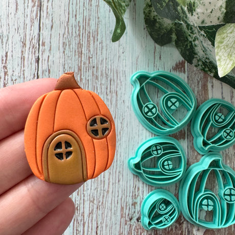 Pumpkin House Cutter
