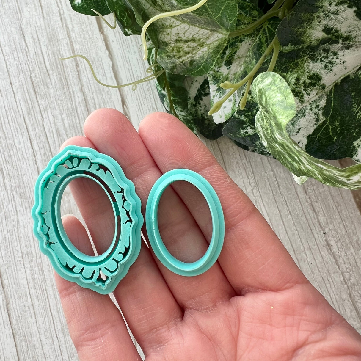 Mirror Mirror Frame Cutter