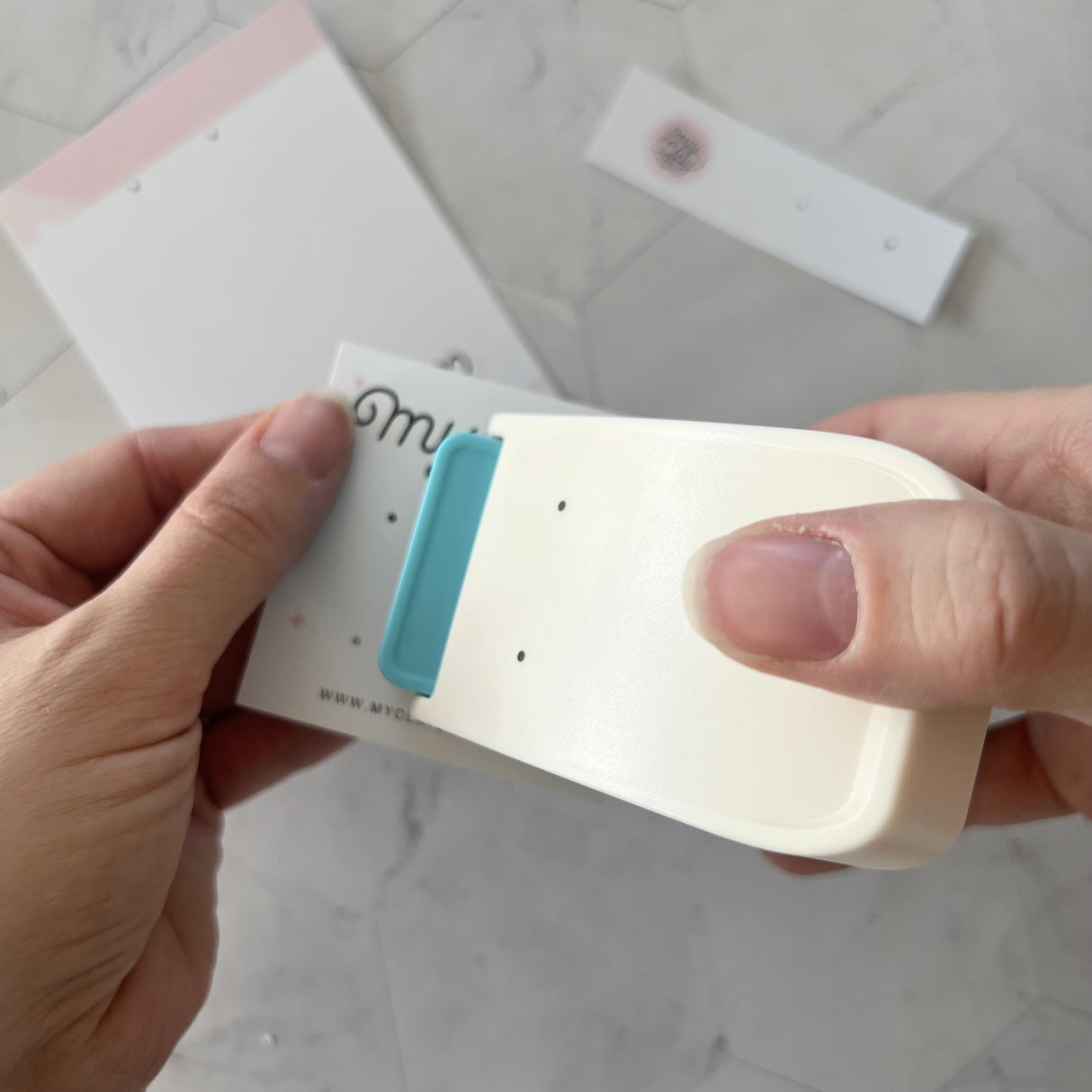 Earring Card Hole Punch - Minimalist Holes