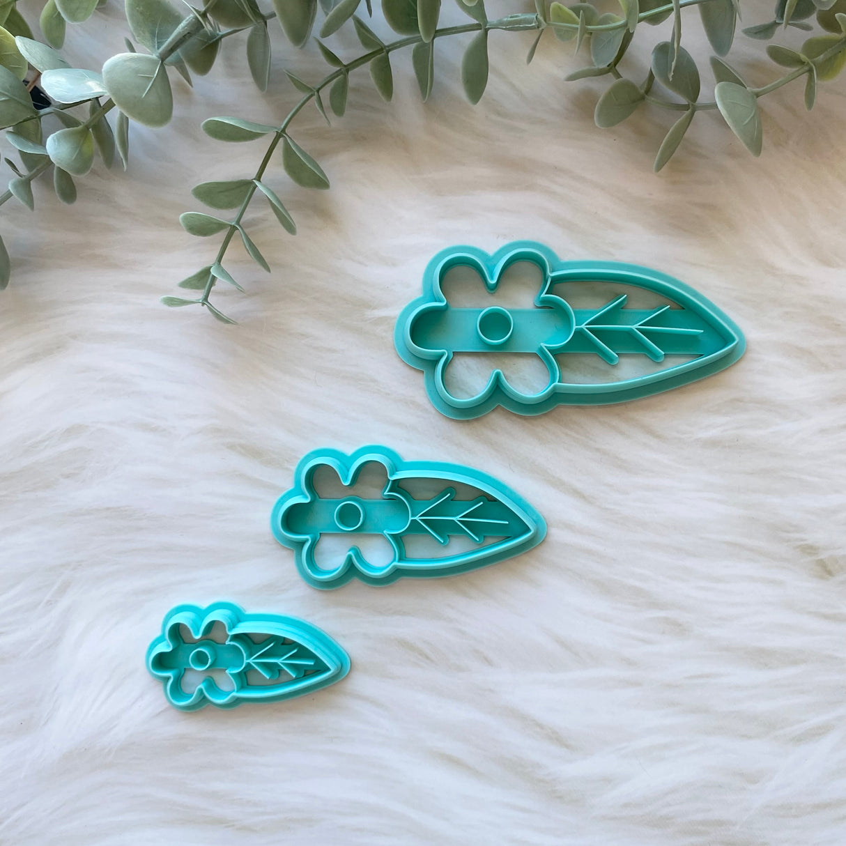 Spring Daisy Hair Clip Cutter