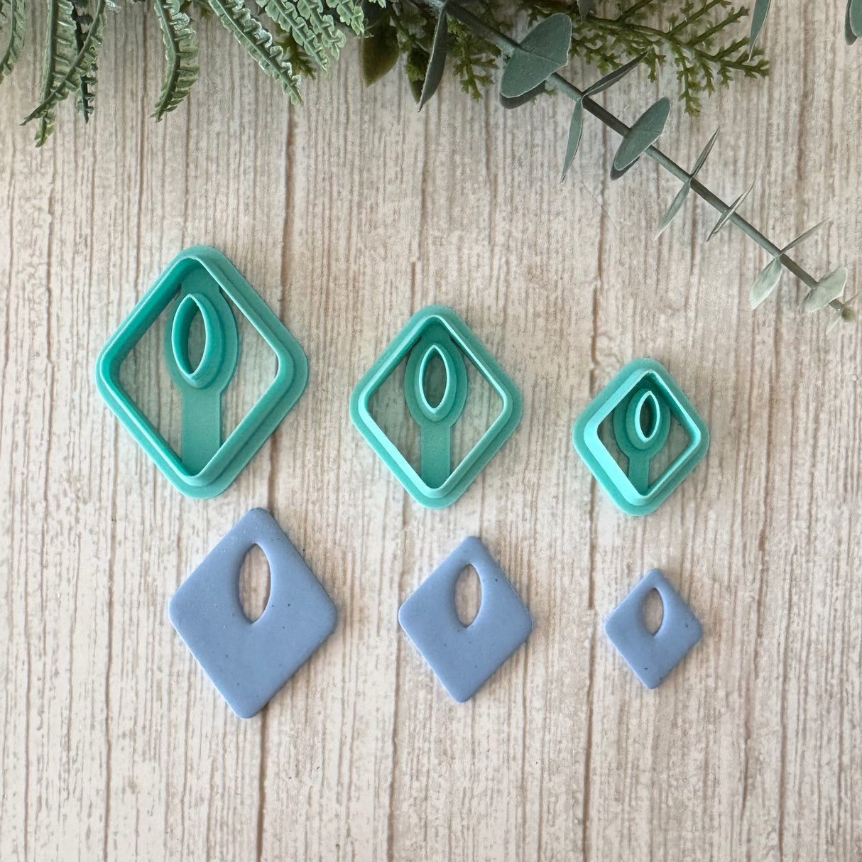 Rounded Diamond Hoopla Cutter