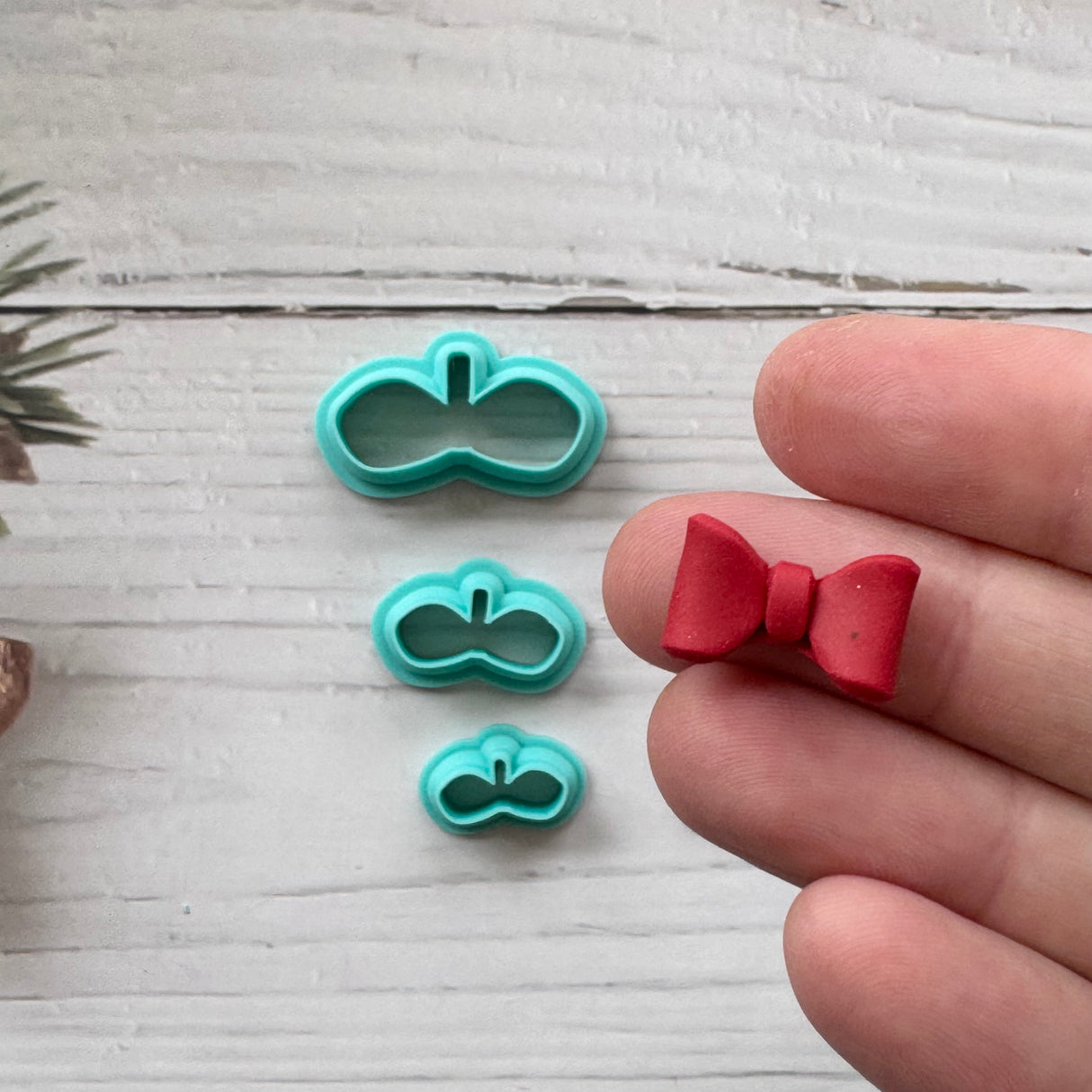 3D Bow Tie Cutter