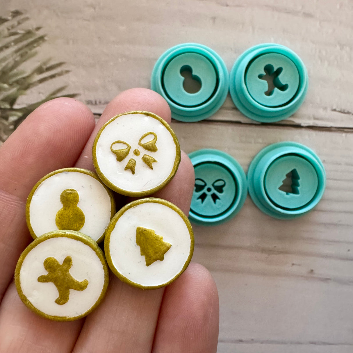 Christmas Faux Enamel Charms - 4 Cutter Set
