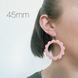 Scalloped Wide Circle Hoopla Cutter