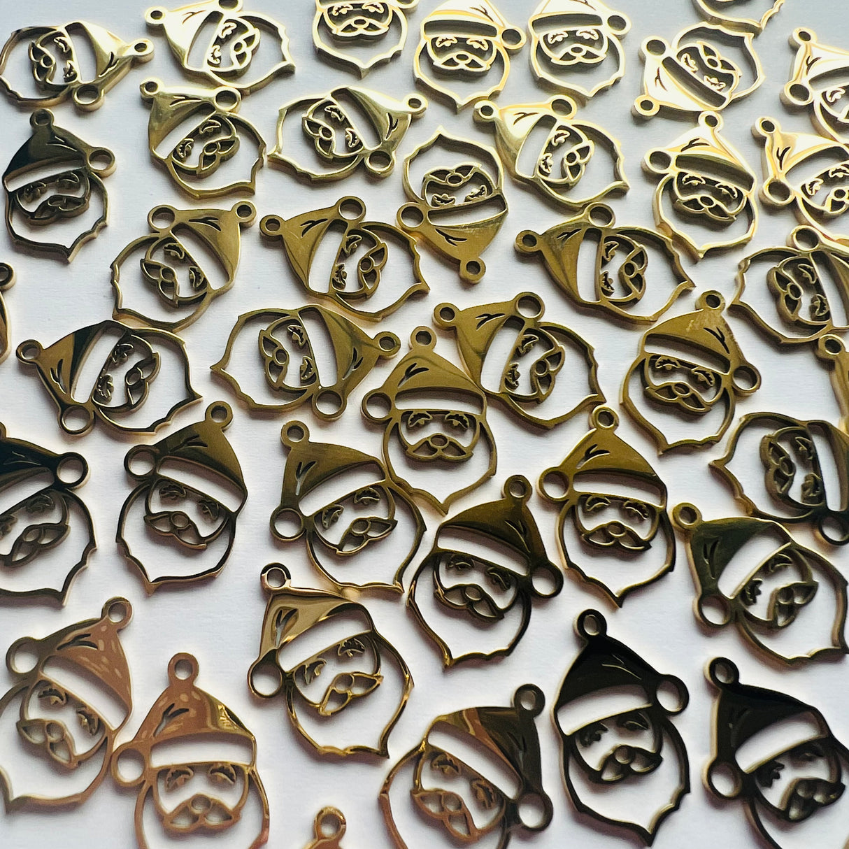 Santa Charms - Gold Plated Stainless Steel - 10 pack