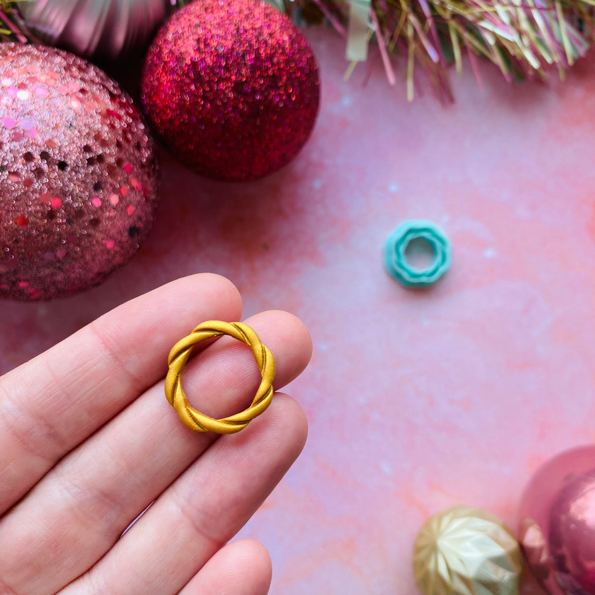 Woven Wreath Cutter