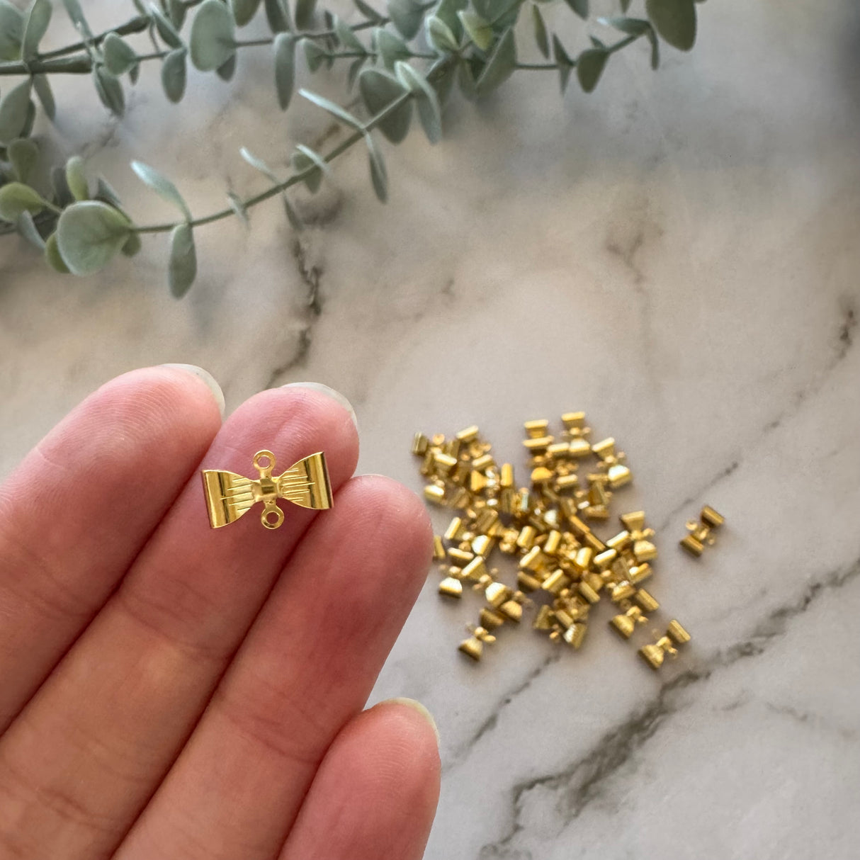 Bow Connector Charms - Gold Plated Stainless Steel - 20 pack