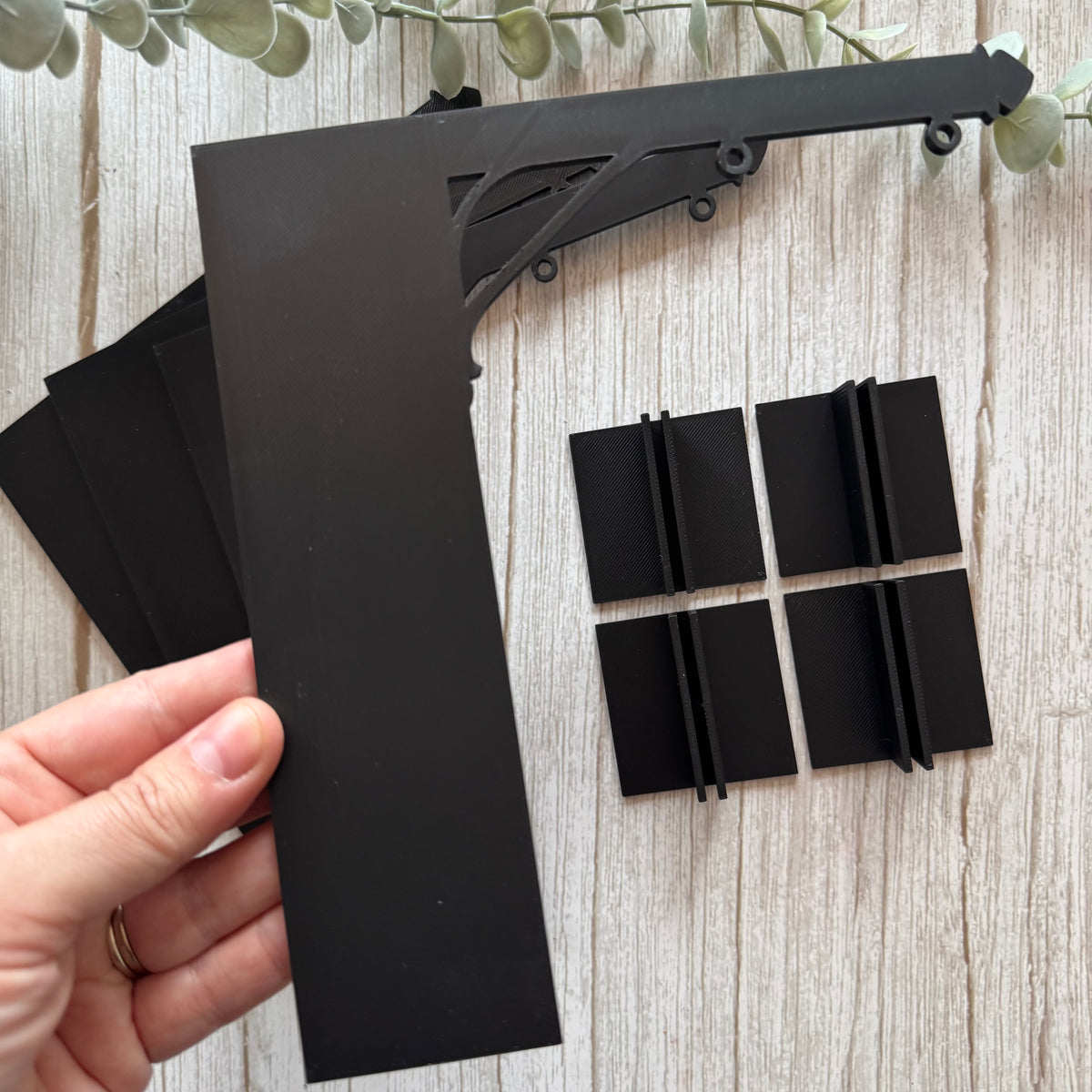 Bookshelf Tavern Sign Arm Set