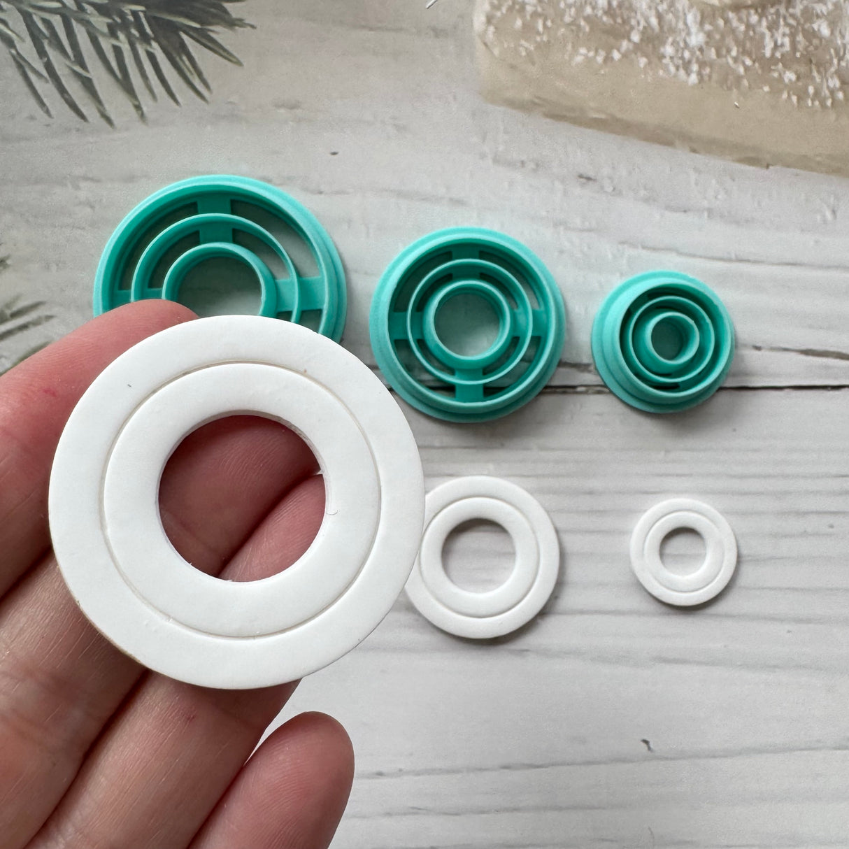 Double Circle Inset Hoopla Cutter
