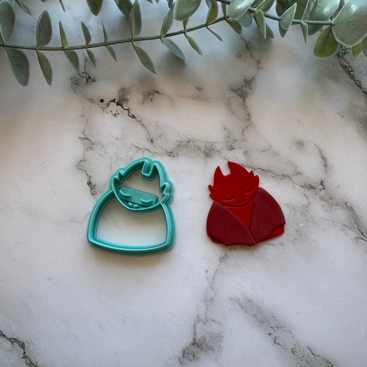 Closed Wing Dragon Book Snuggle - Bookmark Cutter Set