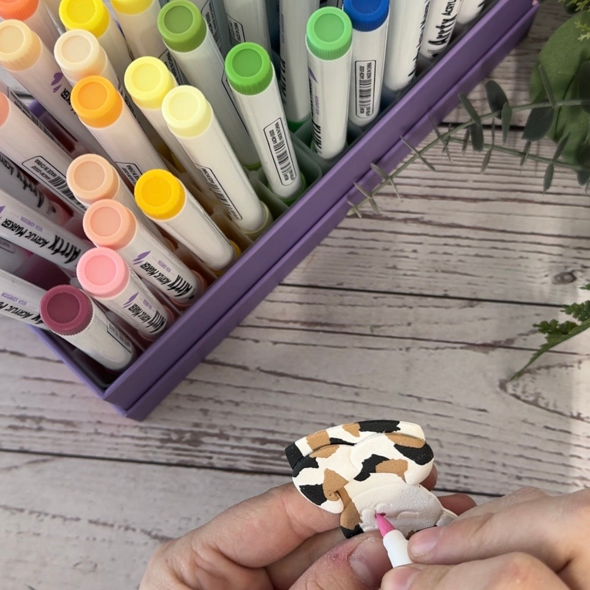 Arrtx Acrylic Paint Pens - 30 Colour Set Paint Markers