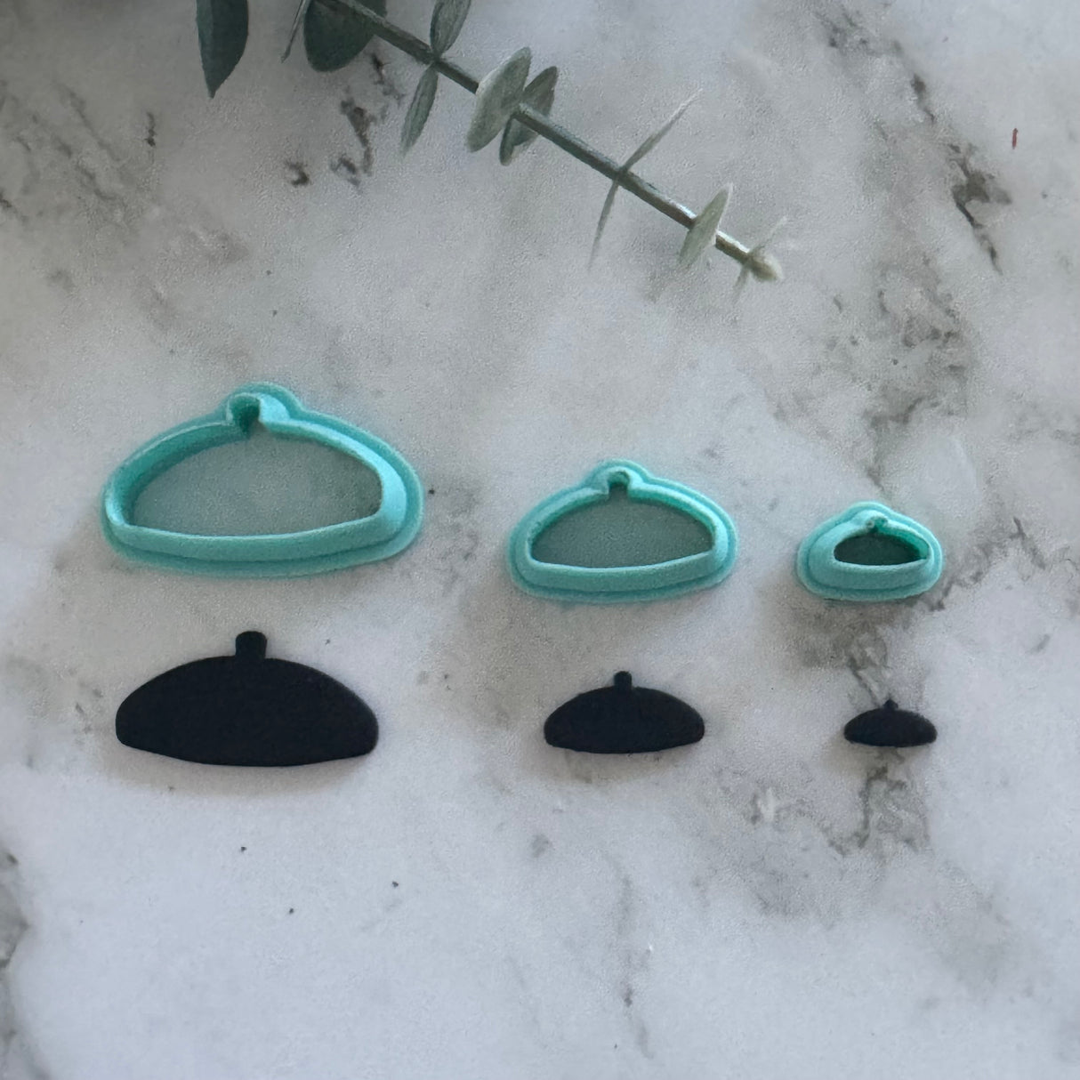 Beret Accessory Cutter