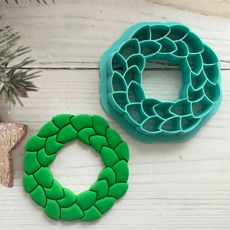 Traditional Wreath Decoration Cutter
