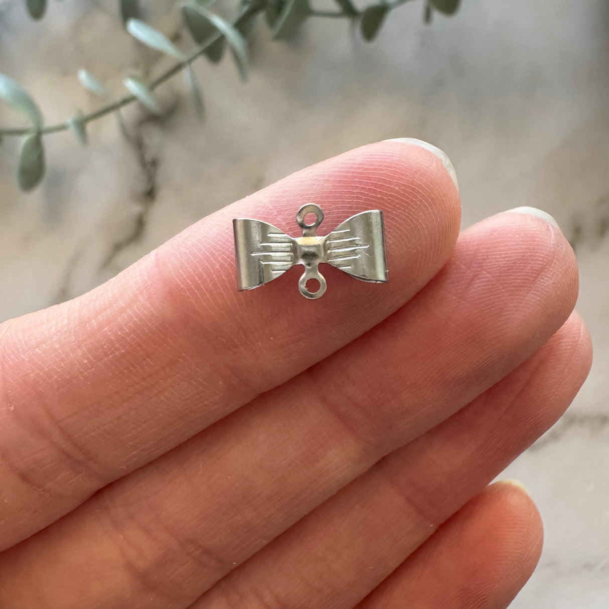 Bow Connector Charms - Stainless Steel - 20 pack