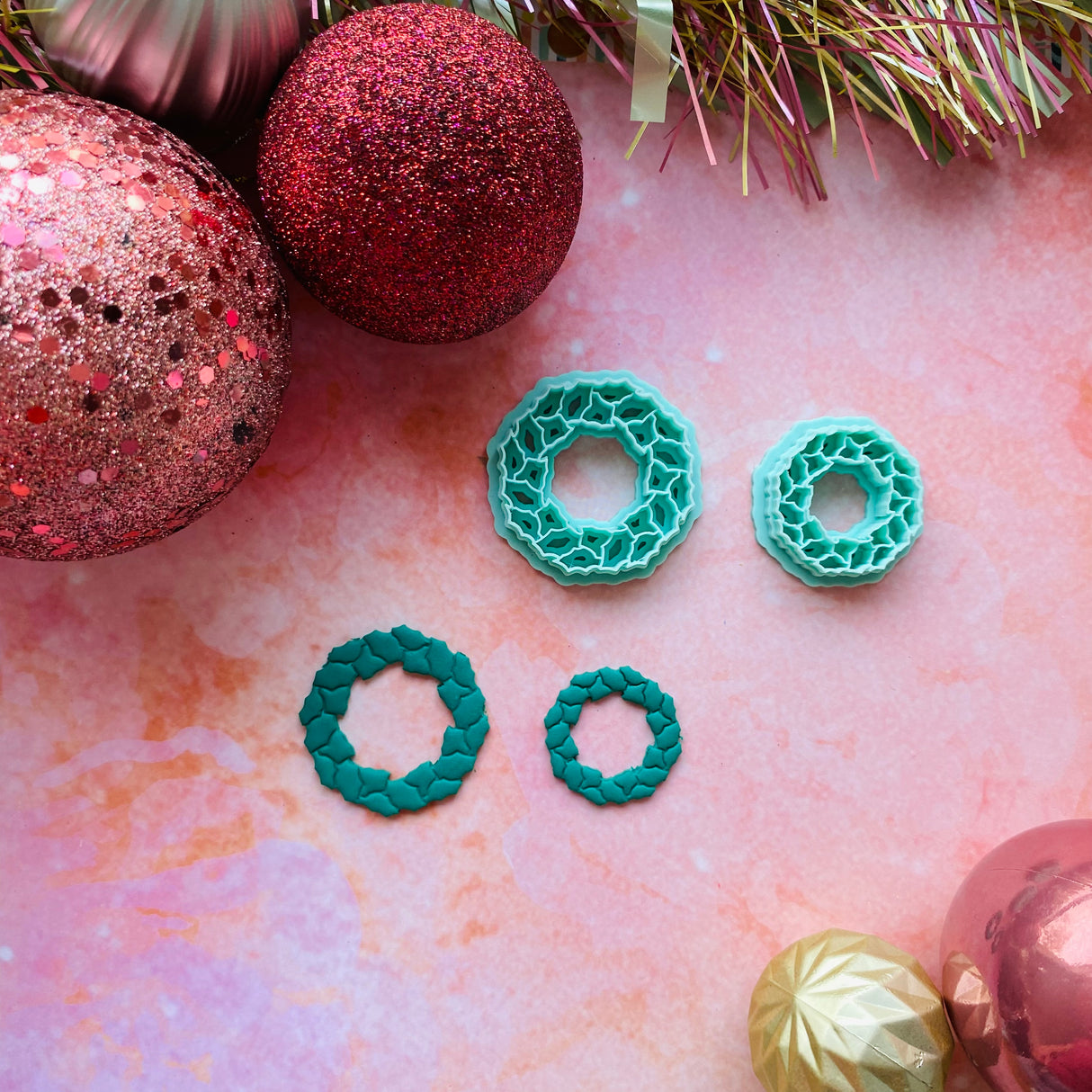 Holly Wreath Cutter