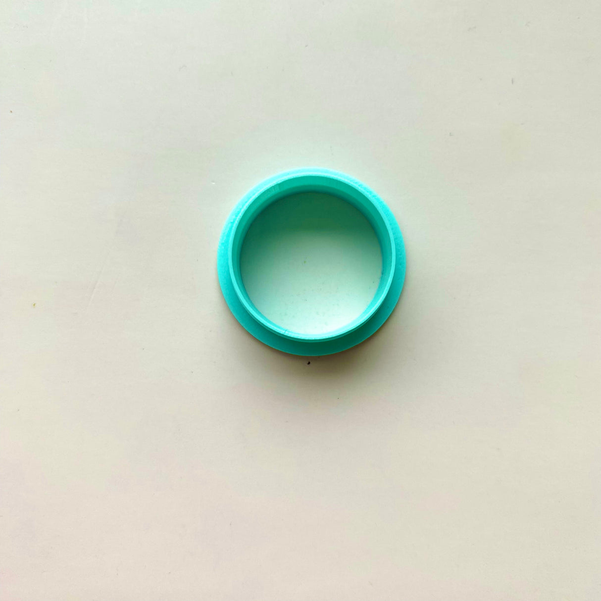 Circle Open Back Bezel - Gold Plated Stainless Steel - 20 pack