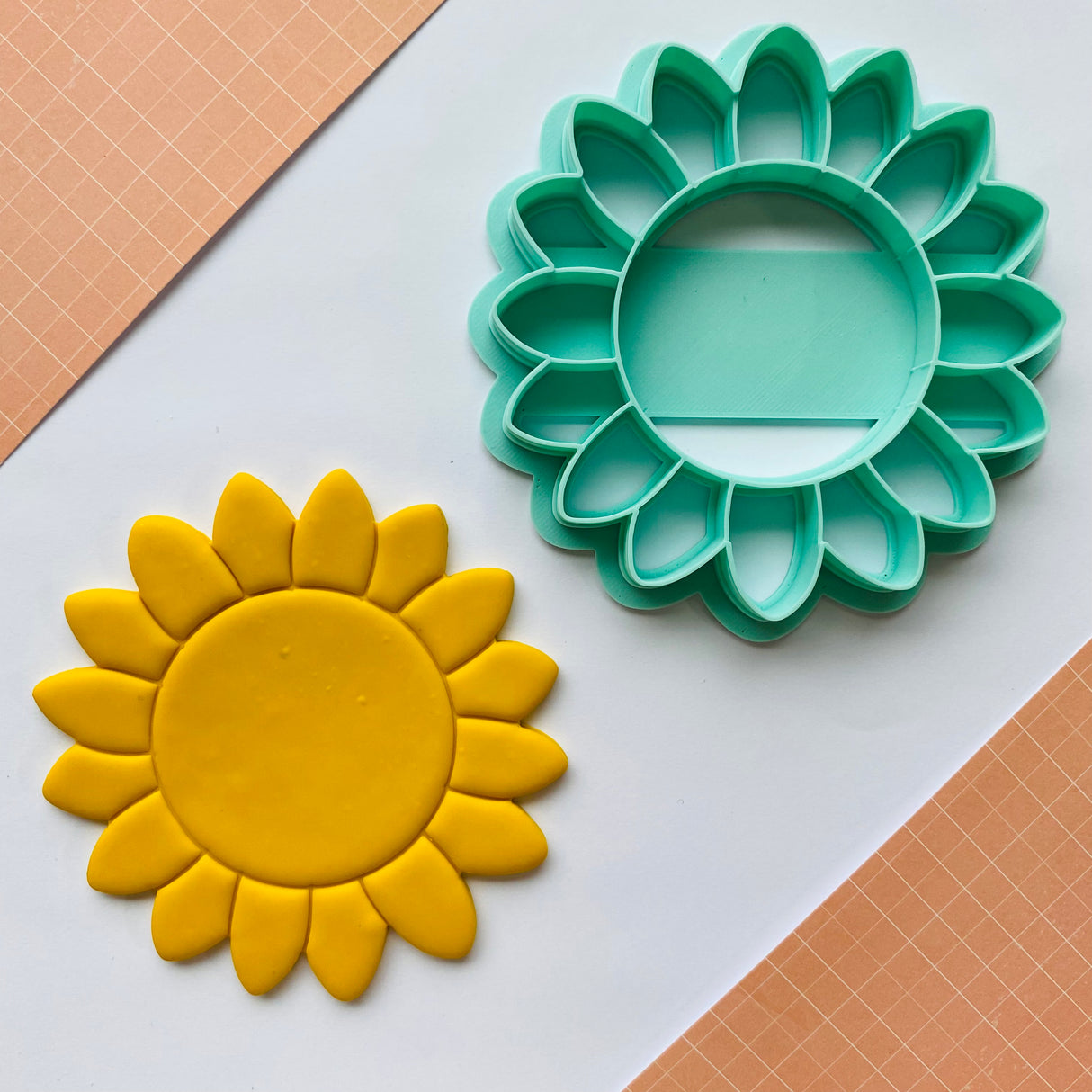 Sunflower Decor Cutter