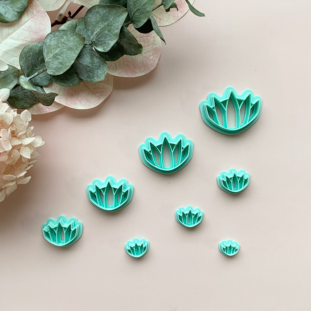 Dahlia Top Cutter