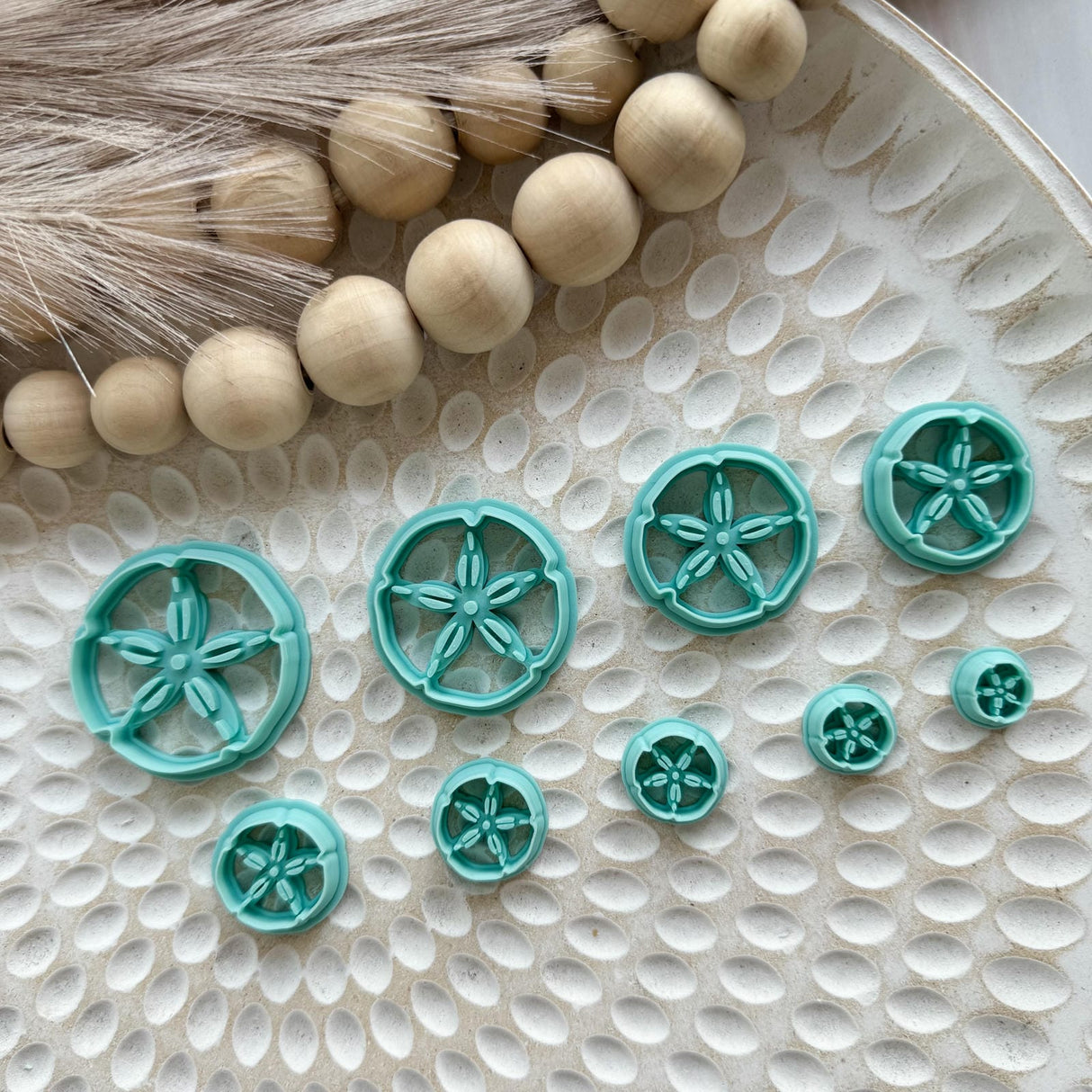 Sand Dollar Cutter