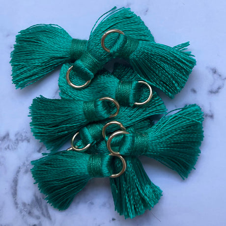 2cm Tassels - 10 Pack