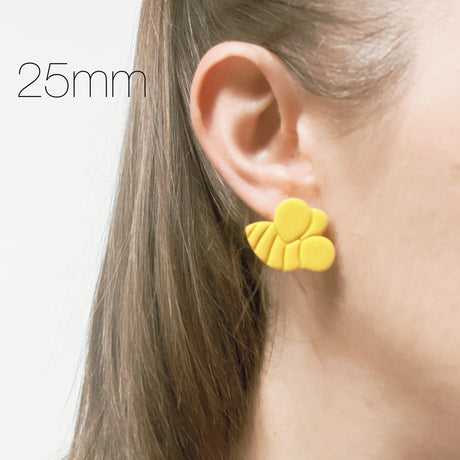 Buzzing Bee Cutter