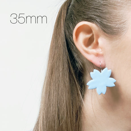 Fluted Flower Cutter