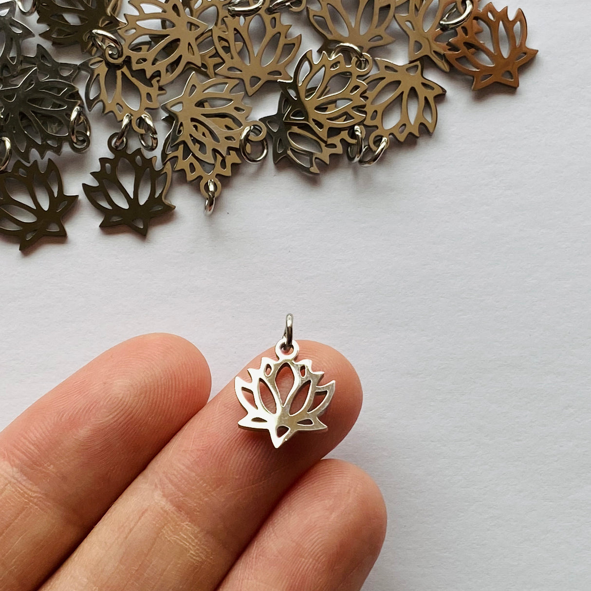 Lotus Charms - Stainless Steel - 10 pack