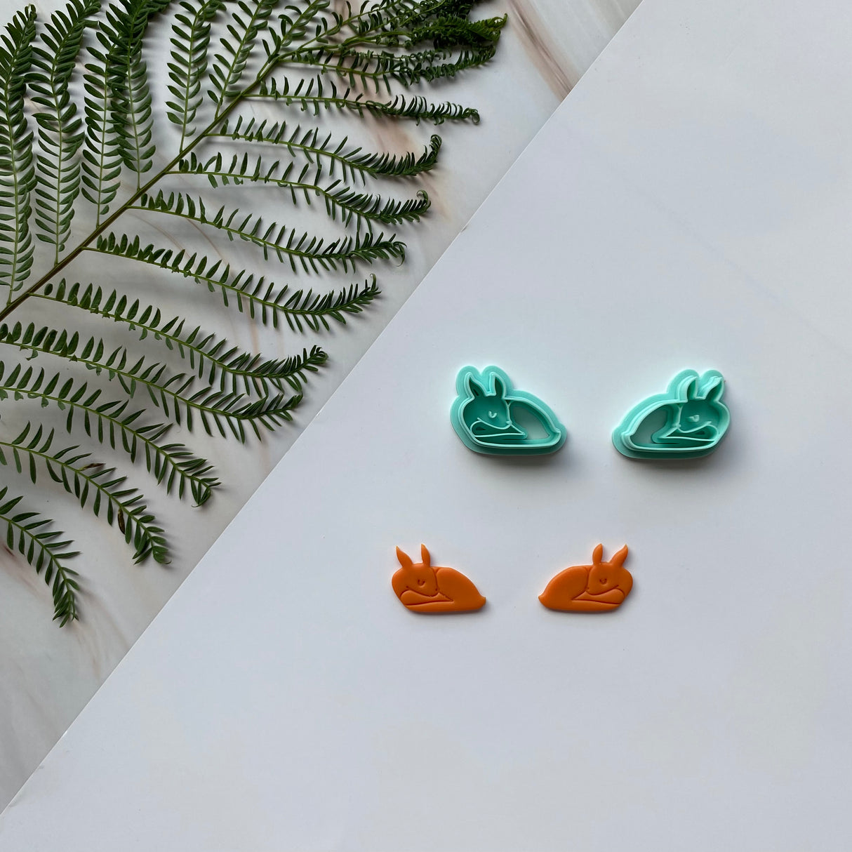 Sleeping Deer Mirrored Cutter Set