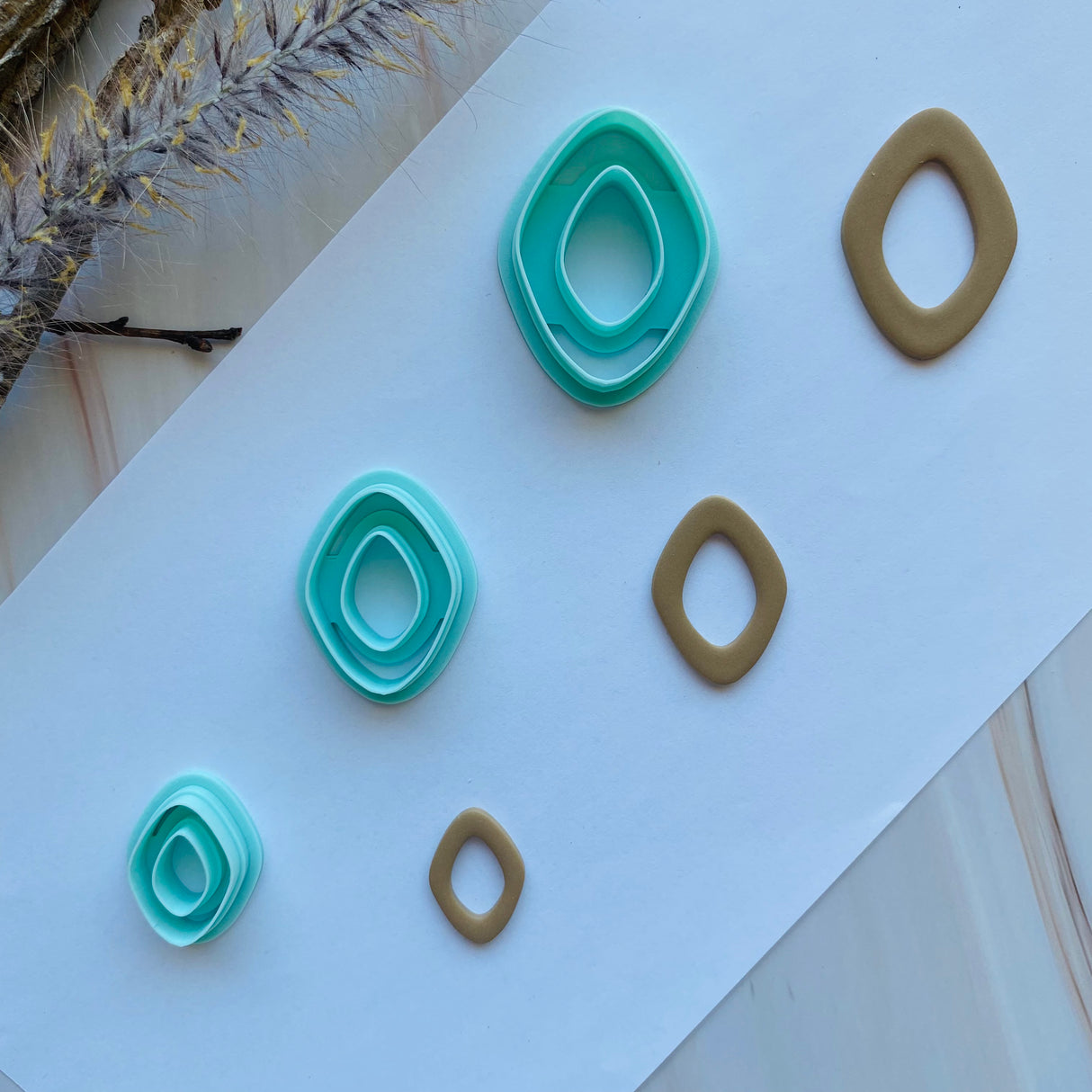 Organic Diamond Hoopla Cutter