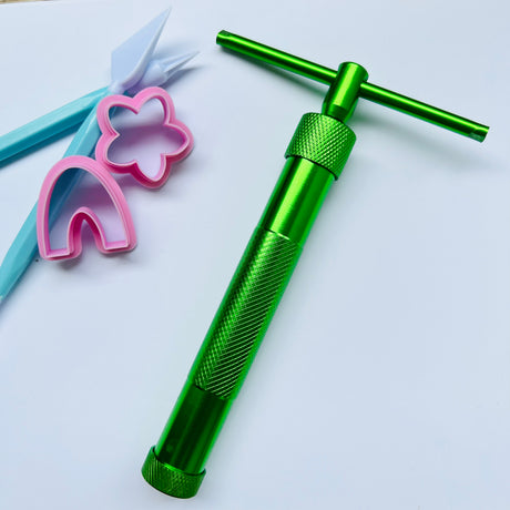 Clay Extruder