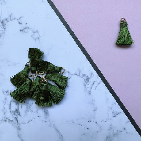 2cm Tassels - 10 Pack