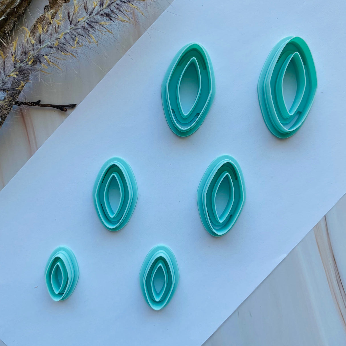 Organic Oval Hoopla Cutter