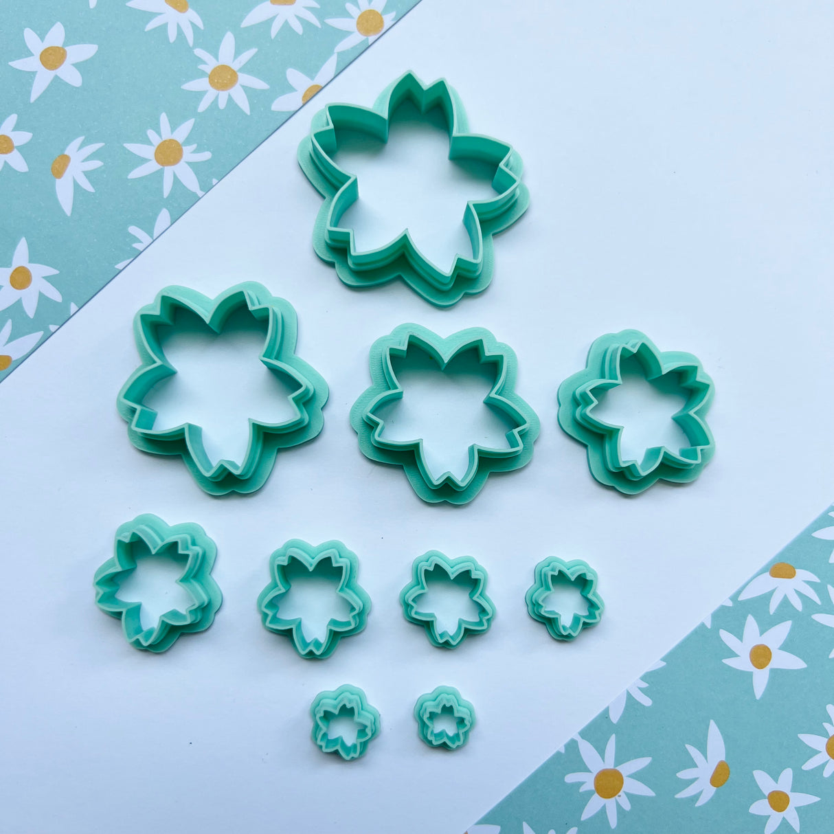 Fluted Flower Cutter