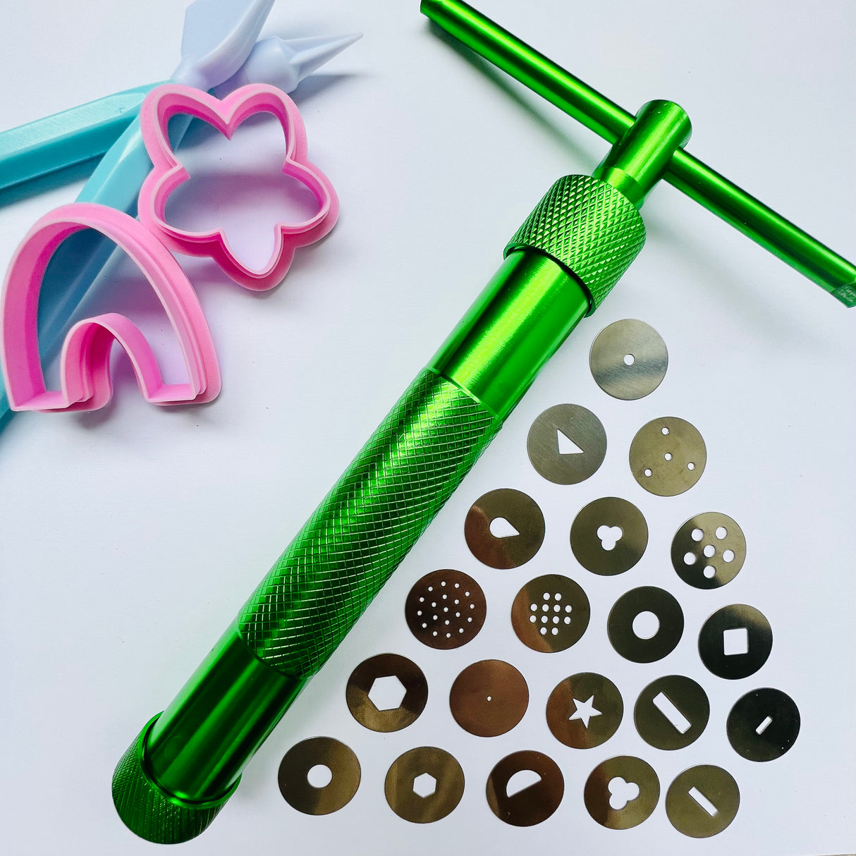 Clay Extruder